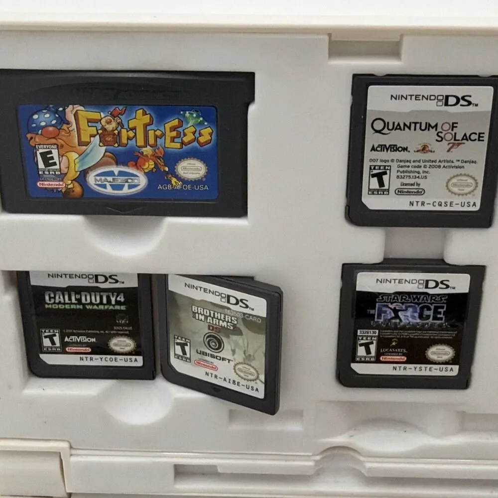 Black Nintendo DS Lite Game Boy Hard Case 5 Game Lot Bundle Tested